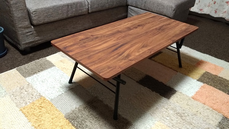 ニトリの折りたたみテーブル シェルフィ 9045 ダークブラウンが案外良い。